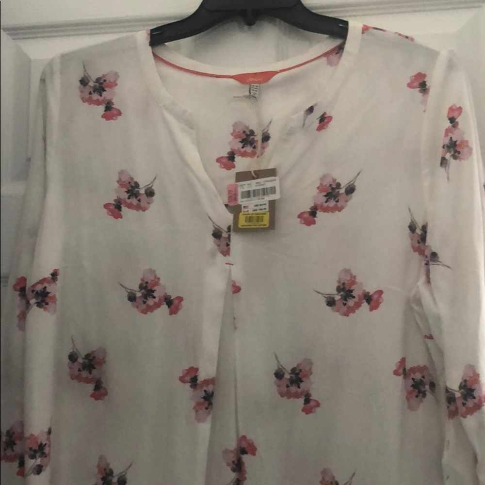 Cute summer blouse